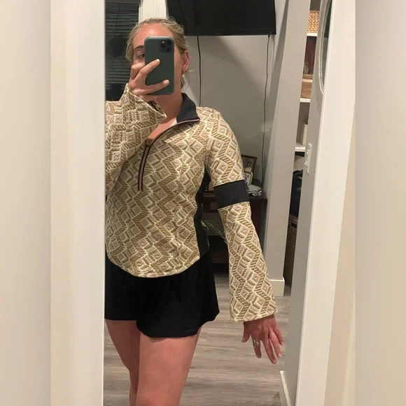 FP Movement Geometric Patterned Activewear Set - Picture 9 of 12